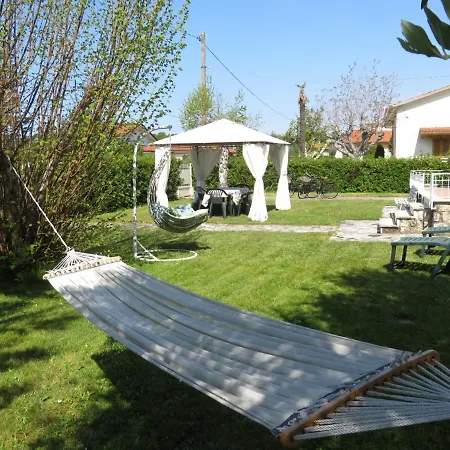 La Mimosa Chic Bed & Breakfast
